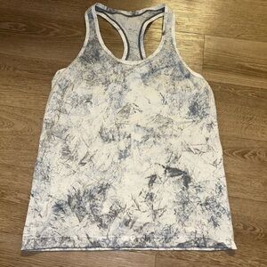 Lululemon Swiftly Tech Tank